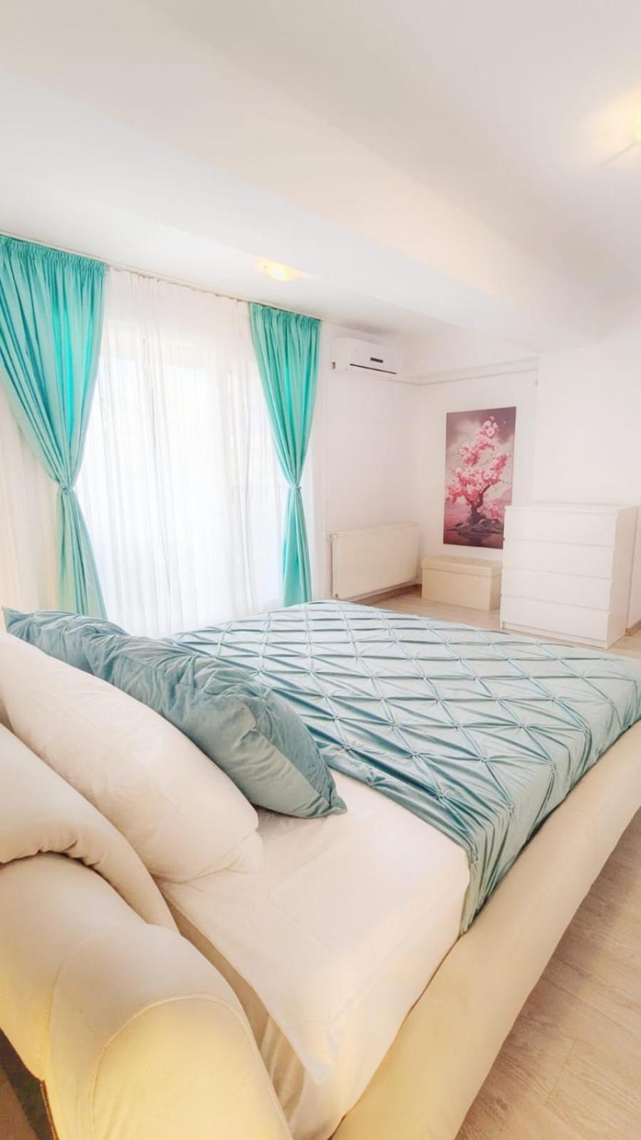 Airport Apartment 70 Squared Meters Otopeni Exterior foto